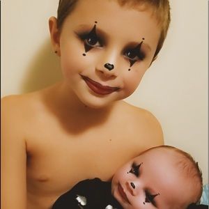 Meet your Posher, Noa